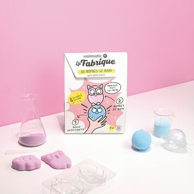 Splash kids (vanaf 7 jaar) De fabriek – Knetterende badbal + 2 vormen uil en bal