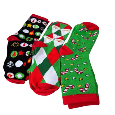 Kerstdoos met 3 paar kindersokken