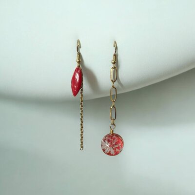 Halsketting Rode Steen, Oorringen Rood Asymetrisch, Armband Rood Elle D'Elle