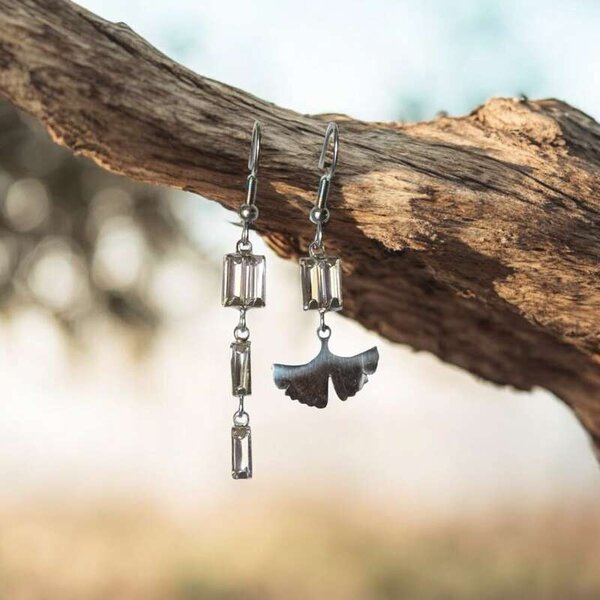 Oorringen Asymetrisch zilverkleur Elle D'Elle